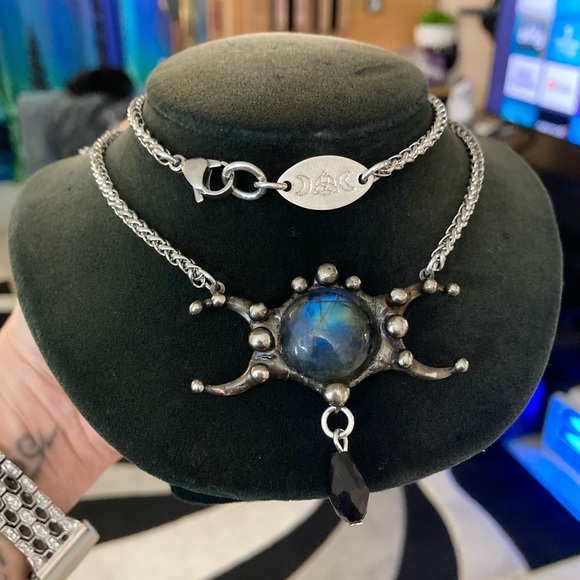 Natural labradorite gemstone triple moon goddess charm boho goth necklace . - Picture 8 of 12